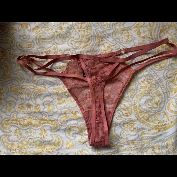 *4 for $70* VICTORIA SECRETS BUNDLE OFFER Valued @ $245 - Picture 9 of 14